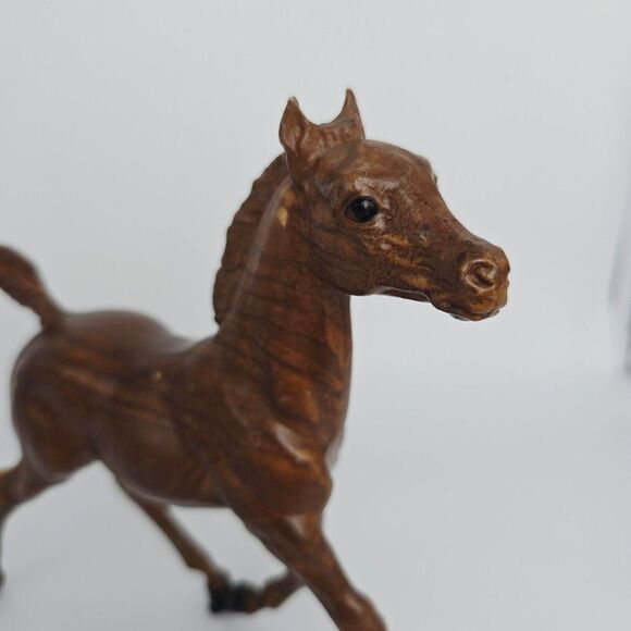 Breyer Vintage 1970s Running Foal Woodgrain - Picture 9 of 12